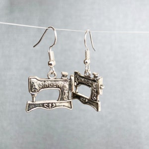 Nähmaschine Ohrringe Antik Silber Zweiseitig Nähen Schmuck Nähen Geschenke Näherin Geschenke für ihren Muttertag