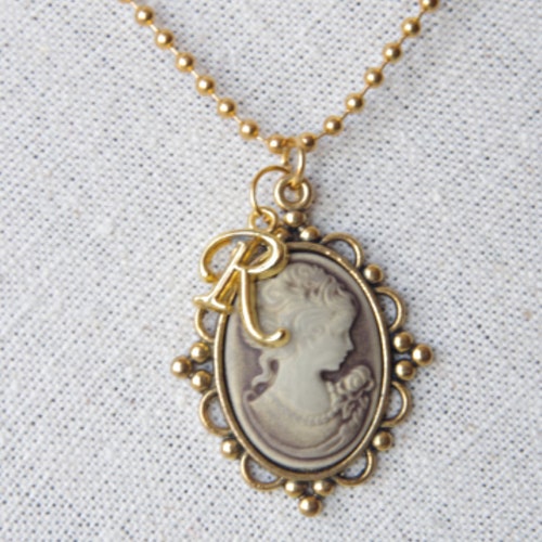 Personalized Woman Cameo Necklace Gold Initial Pendants Etsy