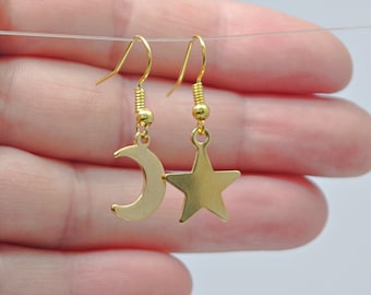 Gold star and moon mismatched drop earrings ,Asymmetric Moon and Starburst jewelry ,Celestial minimalist Earrings ,Moon Phases