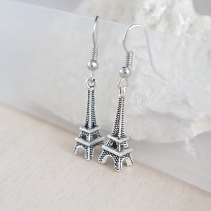 Silver Eiffel tower dangle earrings Eiffel Tower jewelry  Antiqued silver Earrings handmade jewelry gift for her Paris