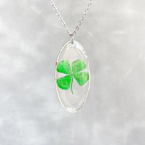Real Four Leaf Clover Necklace in Resin Necklace Gold Oval Lucky Charm Jewelry Shamrock Pedant Pressed Flower St Patrick gift for her image 5