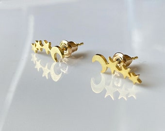 Crescent Moon and Stars Ear Climber Small ear climber Ensemble Stars Delicate Ear Climbers