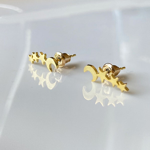 Crescent Moon and Stars Ear Climber Small ear climber Ensemble Stars Delicate Ear Climbers