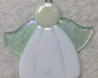 Angel Fused Glass Ornament 4.25"x4.25"