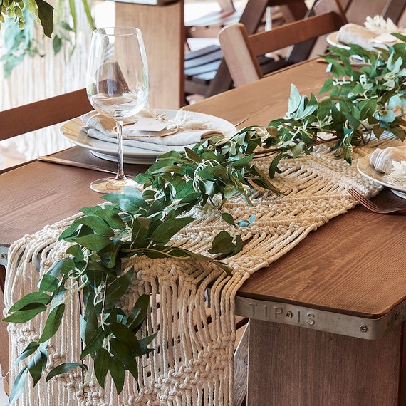 Décoration table de mariage. Guirlande végétale de 7 mètres. Déco