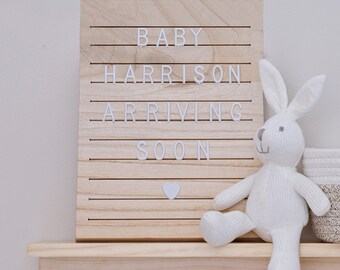 Houten letterbord, houten pegbord, babyshowercadeau, mama mama als cadeau, babyshowertafeldecor, gender reveal decor, message board