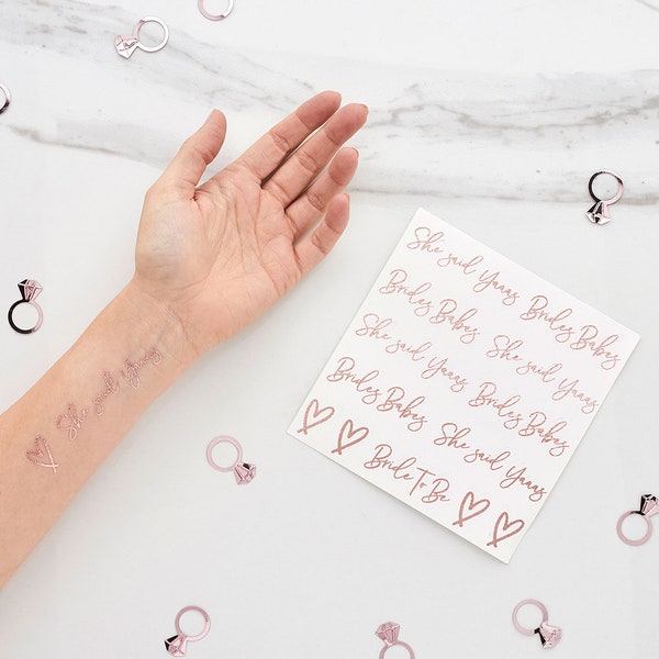 26 tatouages d'enterrement de vie de jeune fille en or rose, Tatouages Elle a dit oui, Tatouage temporaire, Tatouages EVJF, Future mariée, Filles mariées, Décoration nuptiale