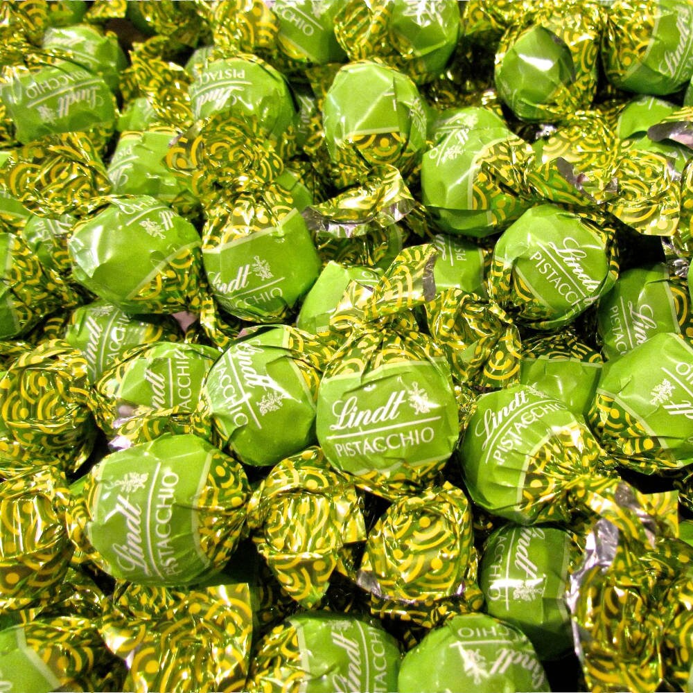 Lindt pistachio 2024