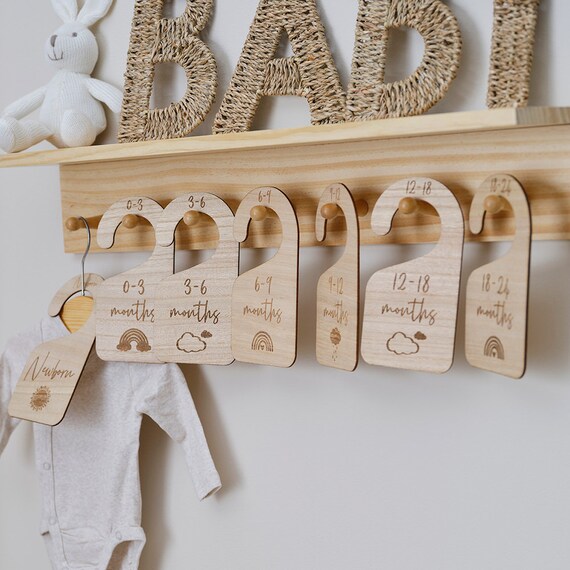 Wooden Baby Hangers, Baby Shower Gifts, Mum to Be Gift, Baby Clothing  Hangers, Baby Clothing Dividers, New Baby Gift, Baby Shower Keepsake 