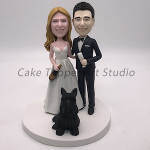 Custom Wedding Cake Topper with Dog: Personalized Bridal Gift