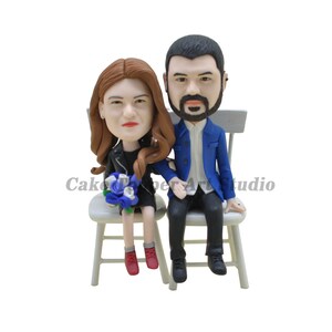wedding cake topper, personalized cake topper, Bride and groom cake topper, bobblehead cake topper ,Cake Toppers custom cake topper