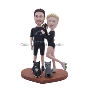 Custom Wedding Cake Topper: Bride and Groom Bobblehead with Pets