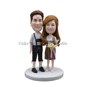 wedding caketopper,personalized caketopper,Bride and groom cake topper,bobblehead cake topper,Cake Toppers custom cake topperGerman clothing