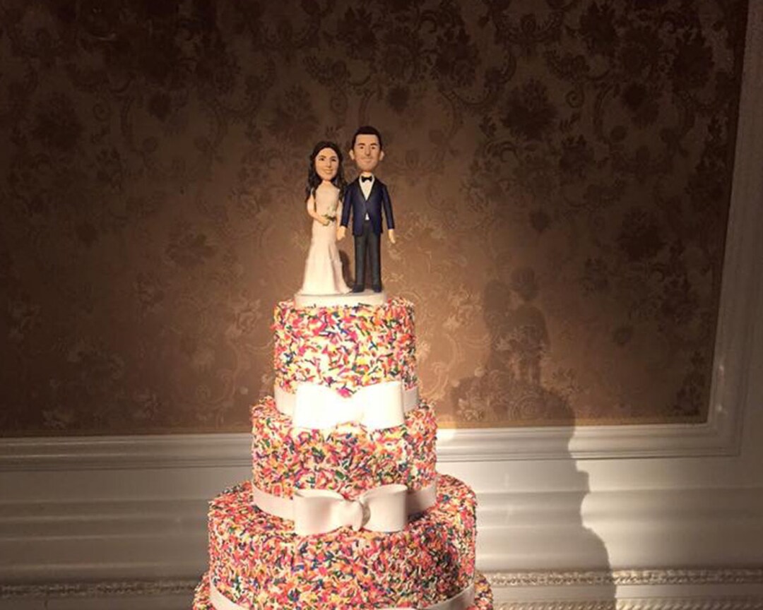 Custom Wedding Cake Topper: Personalized Bride & Groom - Etsy