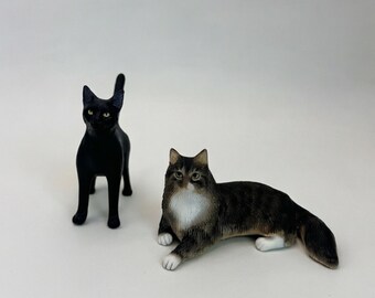 Personalized Pet Wedding Cake Topper: Custom Dog & Cat Figurine