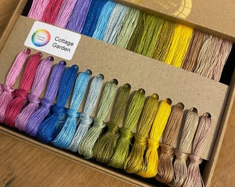 Caja de hilo de bordar de seda Cottage Garden: teñido a mano, grosor fino, 15 colores