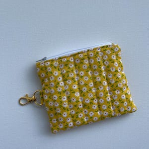 Keychain Wallet Zipper Pouch Quilted Pouch Handmade Gift for Her Airpods Case Small Wallet Coin Purse Quilted Bag