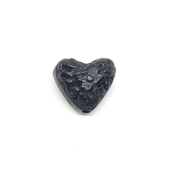 Black Cinnabar (imitation)resin Puffy Heart Shaped Beads With