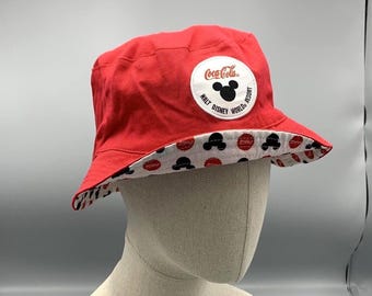 Walt Disney World Resort Coca Cola Reversible Bucket Sun Hat  display picture 1