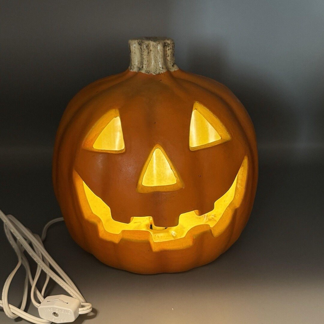 Unmarked Halloween Pumpkin Happy Jack O Lantern Blow Mold Light up 9" T ...