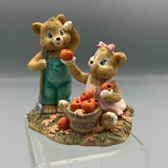 Vintage Second Nature Design Bear Seasons Bountiful Bears Figurine