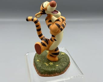Vtg Disney Pooh and Friends Winnie the Pooh Tigger Figurine Youre Huggeriffic
