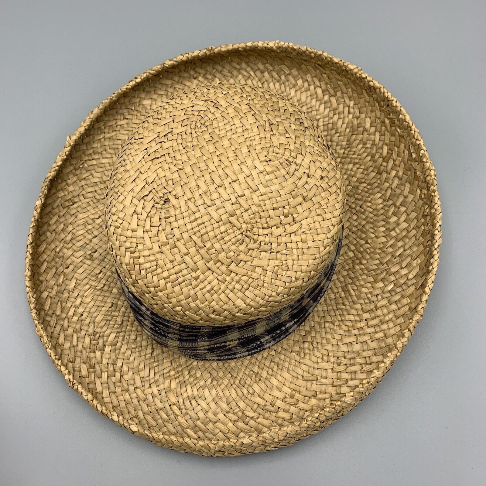 Eric Javits Lily J Woven Straw Hat Sun Beach Round Kettle  display picture 2