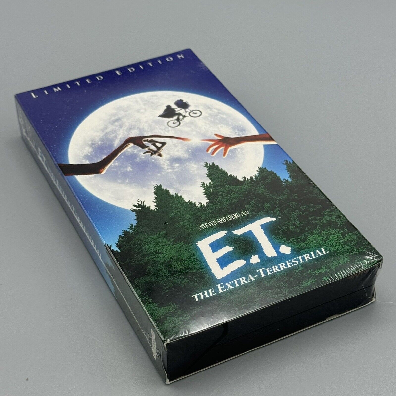 E.T. the Extra Terrestrial VHS 2002 20th Anniversary Limited
