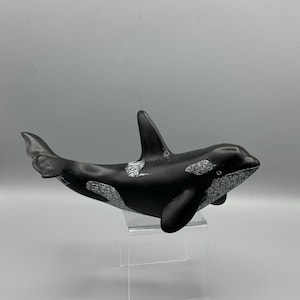 Vtg Killer Whale Orca Figurine Hand Carved Black Natural Resin Composite Boma CA