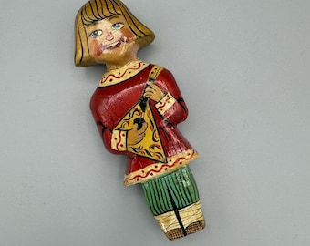 Vtg Rosyjski Chłopiec Malowany Ręcznie Ozdoba Bożonarodzeniowa Ręcznie Rzeźbiona Sztuka Ludowa Bałałajka
