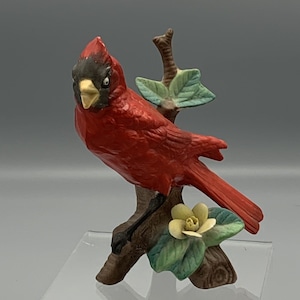 Vtg UCGC Cardinal Sitting on a Tree Branch Figurine Taiwan Flower Magnolia Angel