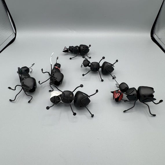 Vtg Metal Picnic Ants Carrying Fruit Chef Humorous Picnic Table