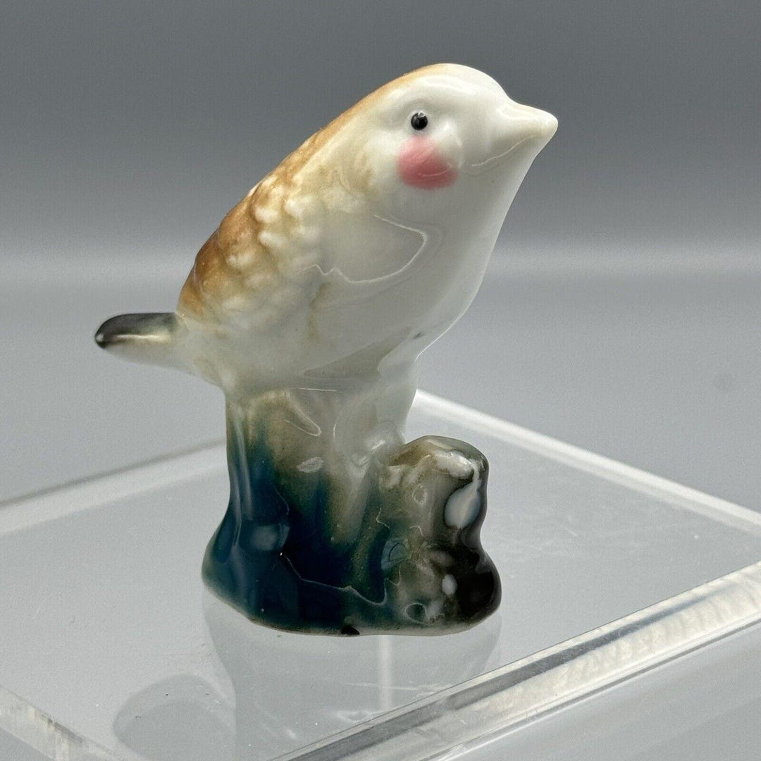Vintage 2.5 Inch Hand Painted Bone China Brown Bird Figurine Japan