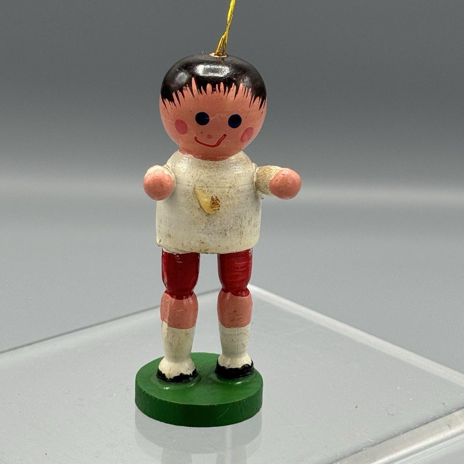 ヴィンテージ木製スポーツ選手クリスマスオーナメント（ボールなし