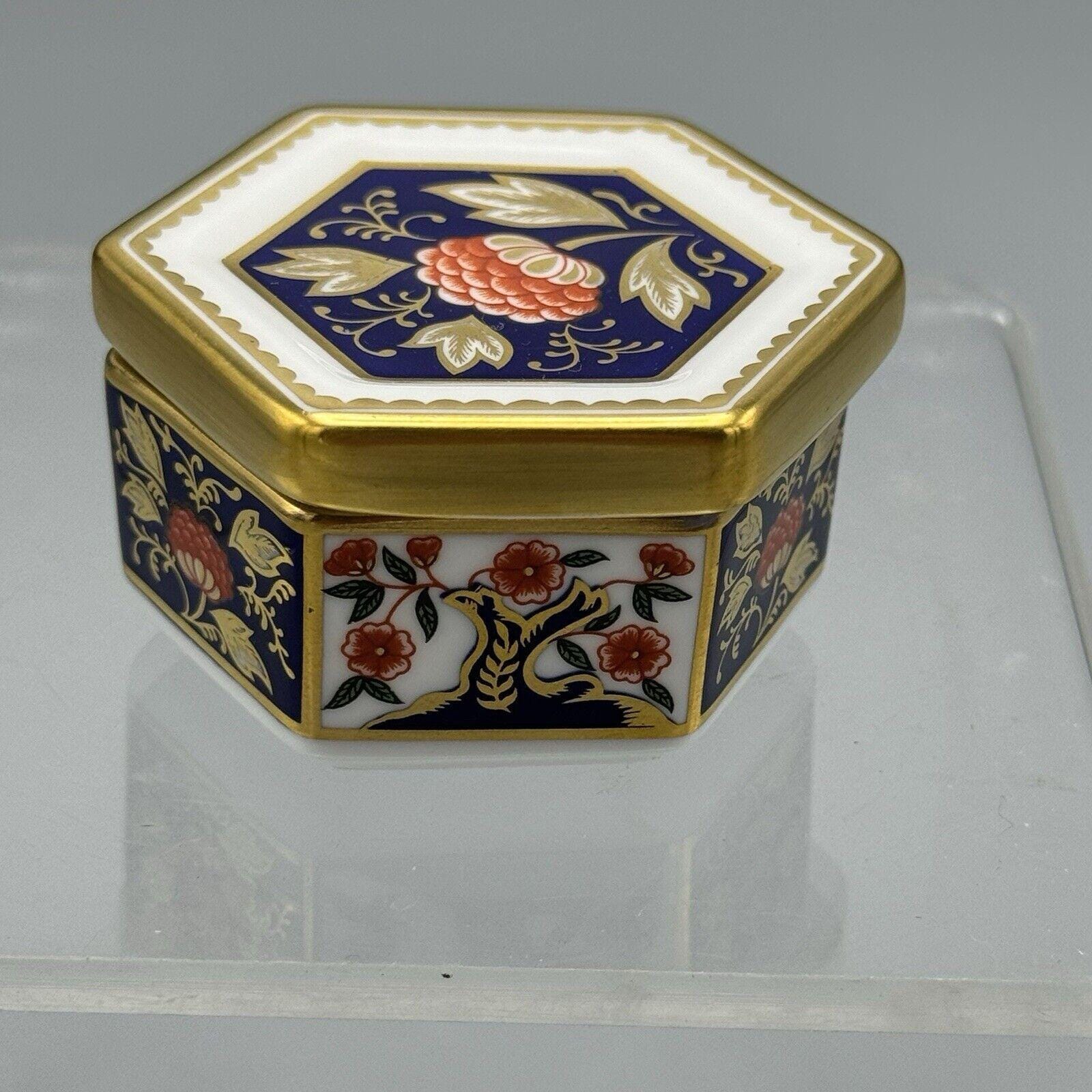  CROWN DERBY 1128 箱付き s-l1200.jpg