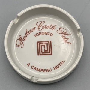 Vtg Harbour Castle Hotel Toronto A Campeau Hotel Travel Souvenir Ashtray Ceramic