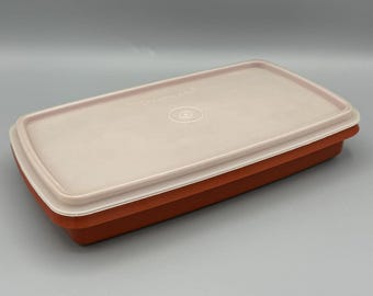 Vintage Tupperware Deli Keeper, Clear Container with Fuchsia Lid