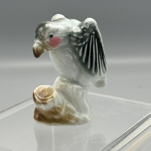 Vtg 2.5 inch Hand Painted Bone China Bird Figurine Japan Shelf Decor Grannycore