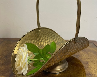 Vintage Made in Holland Nijhof-Zevenaar Hammered Brass Flower Basket