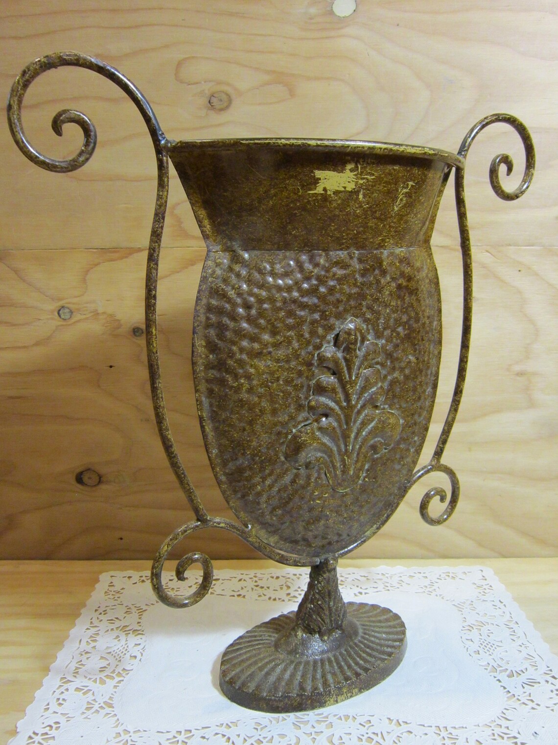 Large Vintage Metal Trophy Style Planter Vase Table Etsy