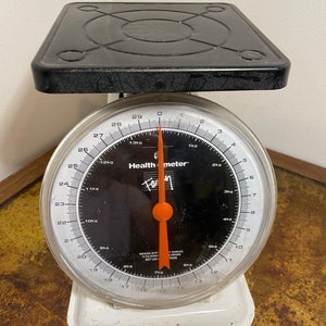 Antique Health O Meter Bathroom Scale,early 1900s,works,black White,250  Lbs,rustic Scale,farmhouse Scale,continental Scale Works,distressed -   Denmark