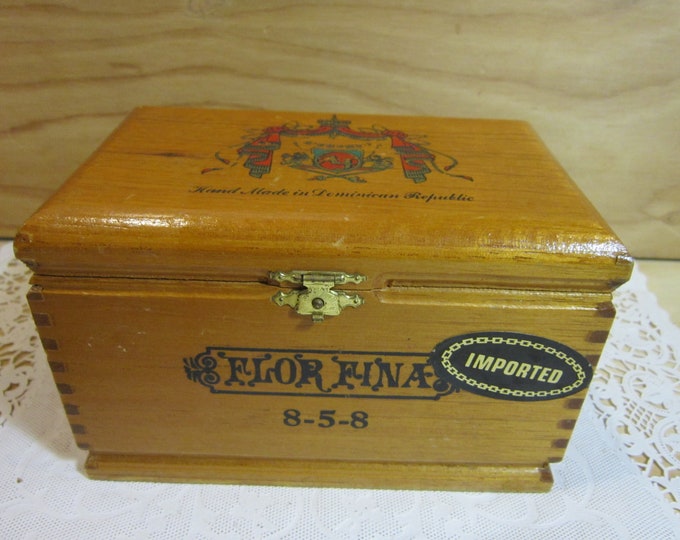 Vintage Arturo Fuente Flor Fina 8 5 8 Wood Cigar Box Etsy