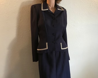 Solids and Stripes! 1956 Sacony Palm Beach Wool Gaberdine Ladies 2 pc Tailored Suit -  Size 10