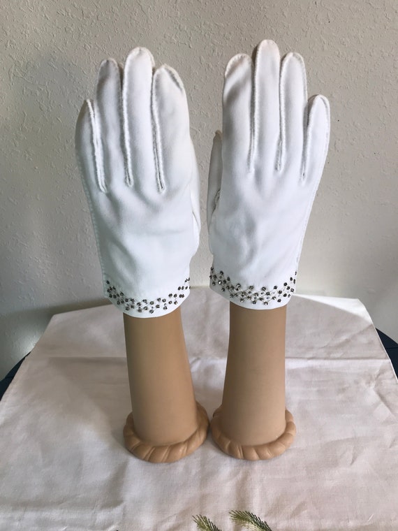 Vintage White Rhinestone Open Cutwork Trim Costume, Pin Up, Dress, Driving Ladies Fashion Gloves- Mid Century - Size Medium - Etsy Vintage White Rhinestone Open Cutwork Trim Costume, Pin Up, Dress, Driving Ladies Fashion Gloves- Mid Century - Size Medium - Etsy