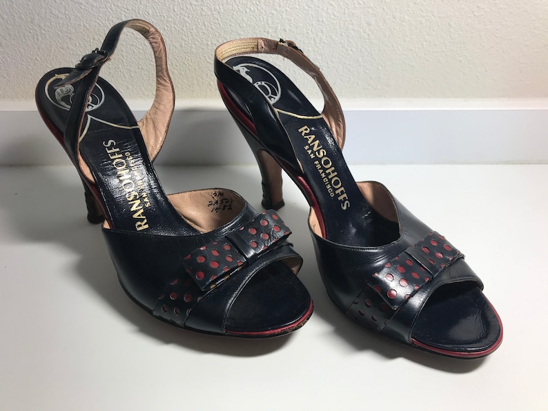 Pump it Up in Polka Dots Vintage 1940/50s Ransohoffs Slingback Pumps Navy w/Red Polka Dot Bow Size 7M image 1