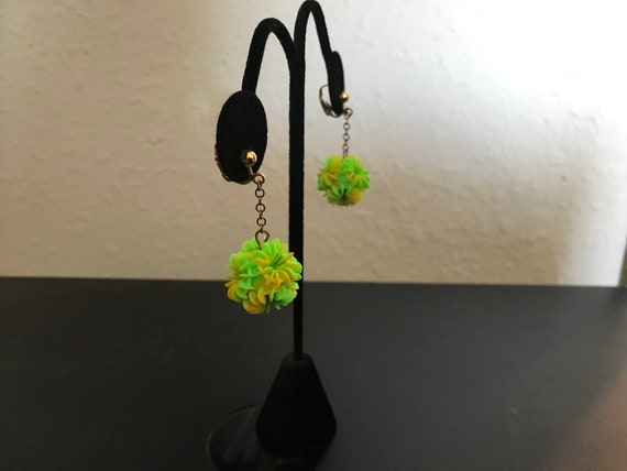 Neon Flower Power! Vintage 1960’s era Drop, Dangl… - image 9