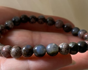 6mm QUE SERA 'What Will Be Will Be' Gorgeous Rare Crystal Bracelet