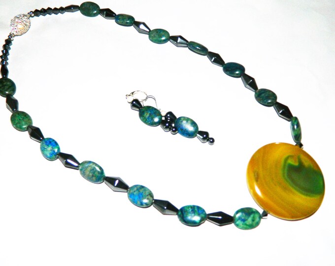 Green/Blue Oval Azurite