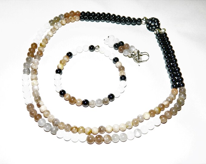 Classy Moonstone