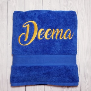 Personalized Embroidered Bath Towel: Custom Name Gift